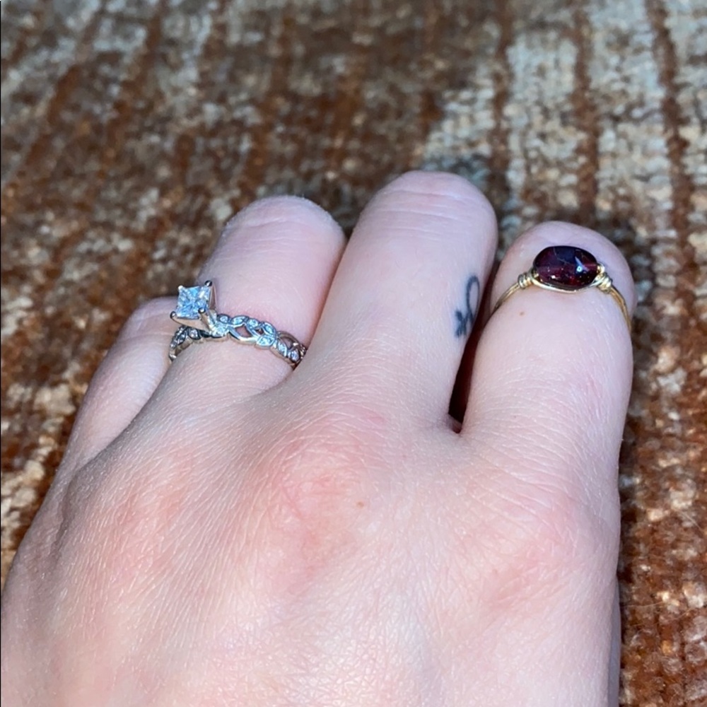 Gold Wire Wrapped Garnet Ring! 🌹